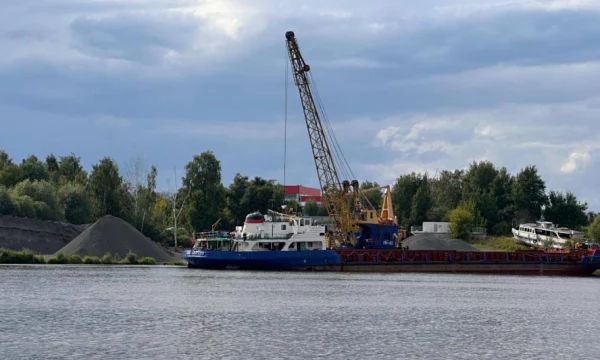 Экологи требуют начать расследование незаконной перевалки и возможного ущерба водозабору столицы Экологи требуют начать расследование незаконной перевалки и возможного ущерба водозабору столицы