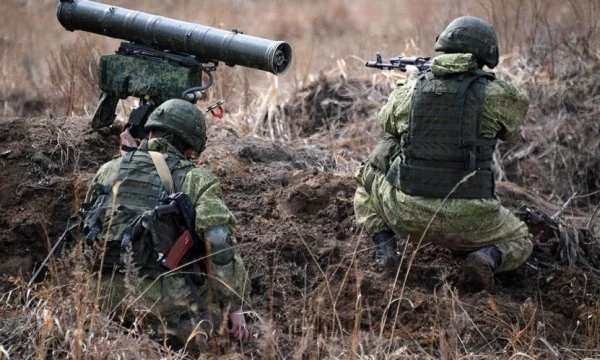 Военные РФ просят депутата о помощи в поддержании поставок жевательного табака