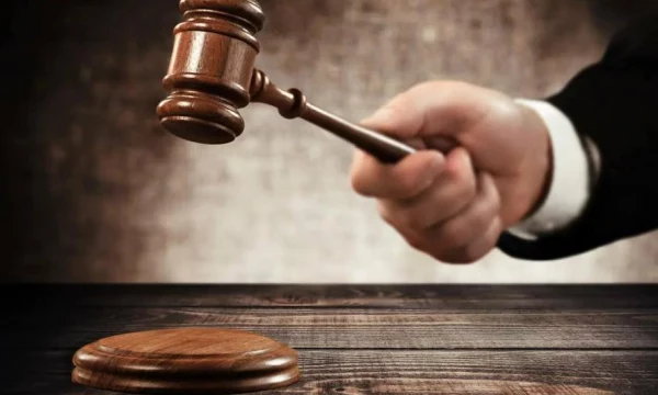 Как суд не помог: Акимов стал жертвой инфоатаки